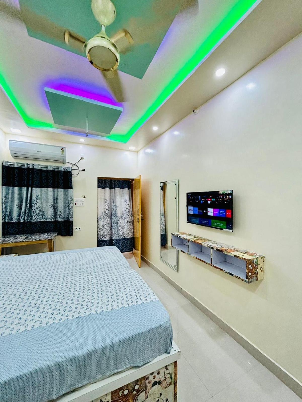 Smart Stays - Mmmut College - Gkp Airport Gorakhpur Exterior photo